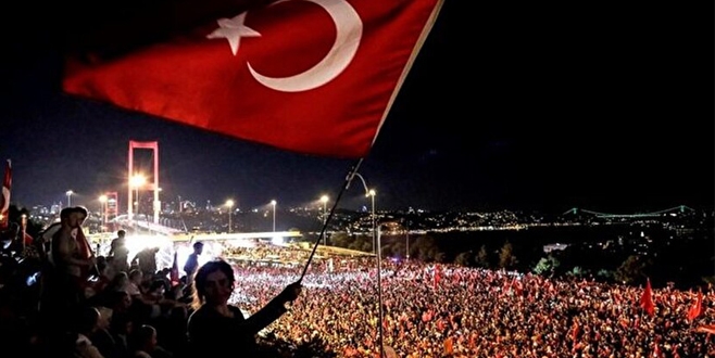 YAŞAR KARAKELLE: 15 TEMMUZ TÜRK MİLLETİNİN DEMOKRASİ VE CUMHURİYETE SAHİP ÇIKMA GÜNÜDÜR