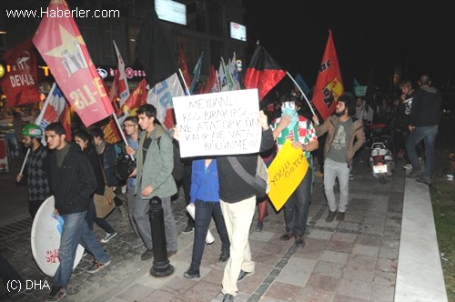 ODTÜ'deki Ağaç Sökümü İzmir'de Protesto Edildi