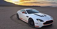 ASTON MARTIN ÜSTÜN HIZ DEMEK