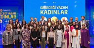 TÜRK KADINI TURKCELL’İN GÖZBEBEĞİ